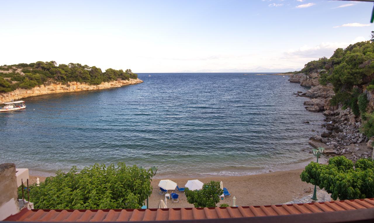 Ostria Hotel Patitiri  Bagian luar foto