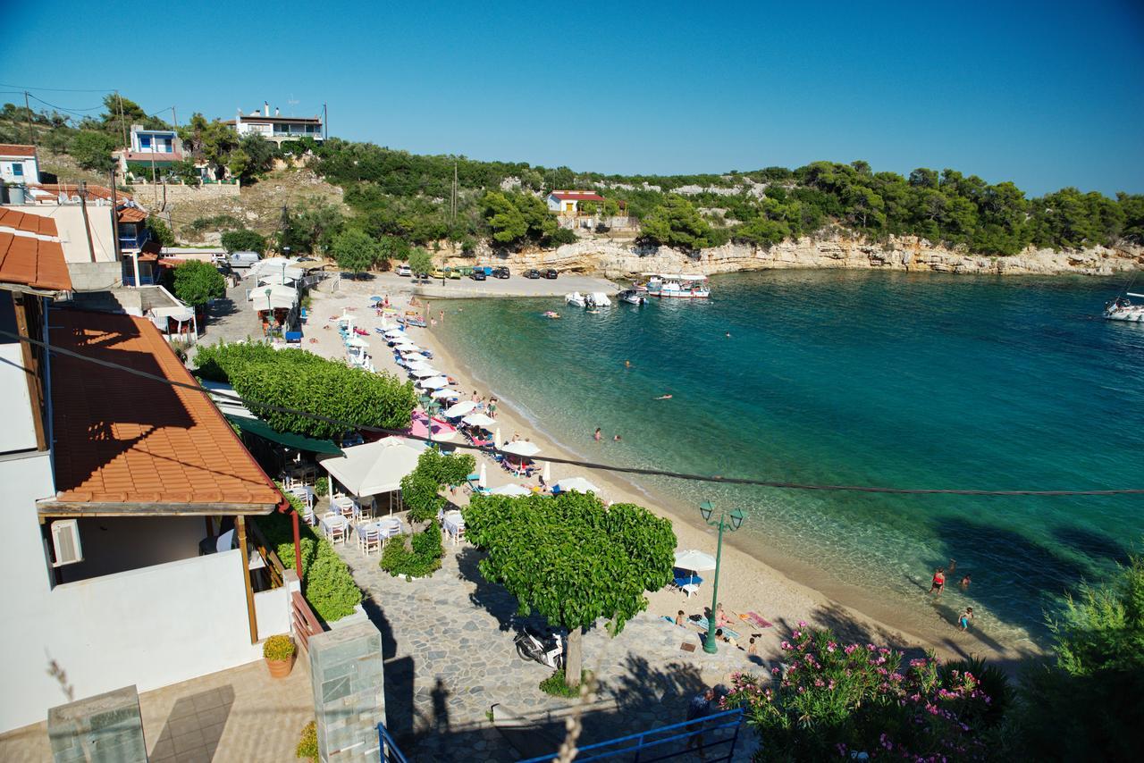 Ostria Hotel Patitiri  Bagian luar foto